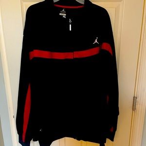 Mens Jordan zip up light jacket.  Size 3XL.